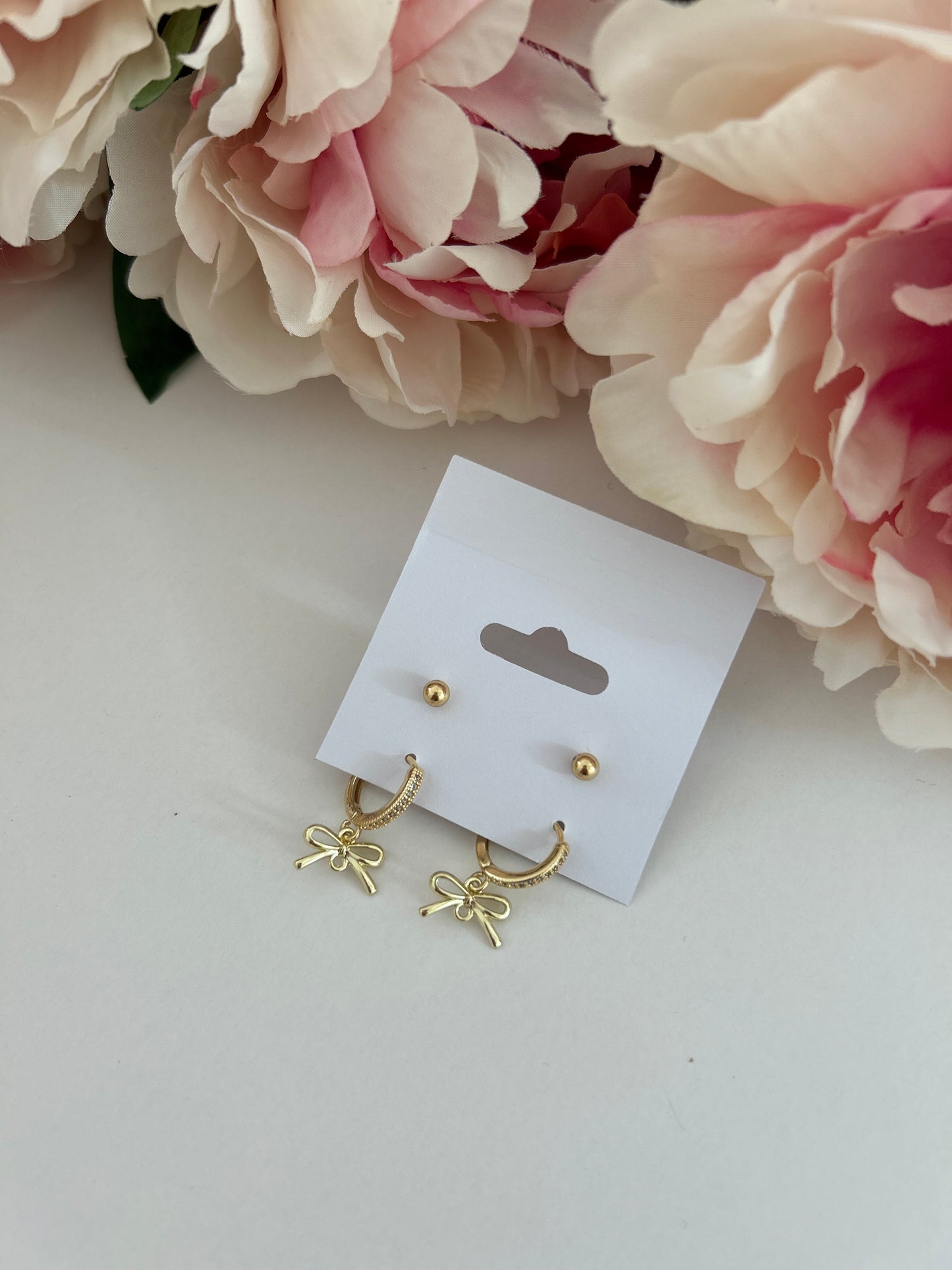 Bow + stud Earrings